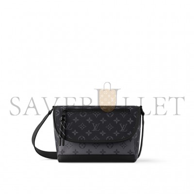 LOUIS VUITTON MASTER PULSE MESSENGER M12681 (27*17*11cm)