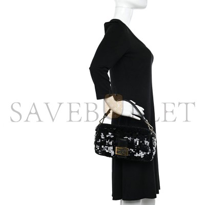FENDI BAGUETTE BAG (27*15*6cm) FENDI BAGUETTE BAG (27*15*6cm)