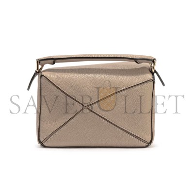 LOEWE MINI PUZZLE BAG IN SOFT GRAINED CALFSKIN A510S21X67-2150 (18*12.5*8cm) LOEWE MINI PUZZLE BAG IN SOFT GRAINED CALFSKIN A510S21X67-2150 (18*12.5*8cm)