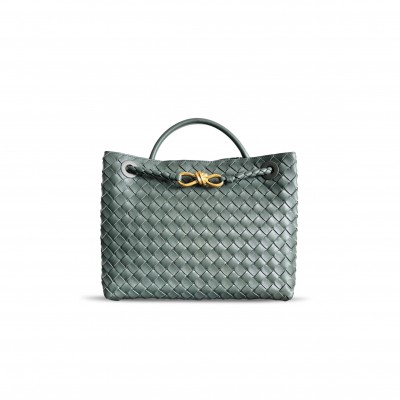 BOTTEGA VENETA MEDIUM ANDIAMO 743572VCPP11109 (32*24*12cm) BOTTEGA VENETA MEDIUM ANDIAMO 743572VCPP11109 (32*24*12cm)