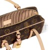 LOUIS VUITTON MASTER HANG ON M47031 (26*11.5*6.5cm)