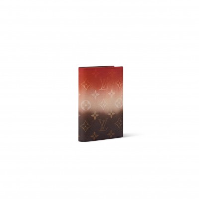 LOUIS VUITTON MASTER MONOGRAM PIGMENT PASSPORT COVER M28010 (11*7.5*1cm)