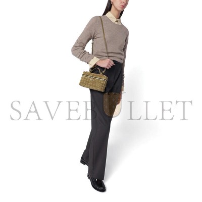 BOTTEGA VENETA GREEN BANG BANG VANITY CASE MUD SUEDE BAG 789109 (22*12.5*5cm) BOTTEGA VENETA GREEN BANG BANG VANITY CASE MUD SUEDE BAG 789109 (22*12.5*5cm)