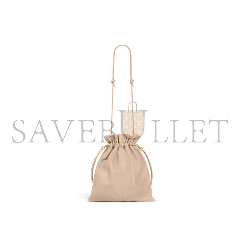 CELINE SMALL CRYSTAL POUCH IN LAMBSKIN 123662J79.03SA (32*29*0.5cm) CELINE SMALL CRYSTAL POUCH IN LAMBSKIN 123662J79.03SA (32*29*0.5cm)