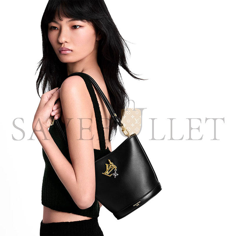 LOUIS VUITTON MASTER LV BLOOM MINI HOBO M27260 (17.5*16*11cm) LOUIS VUITTON MASTER LV BLOOM MINI HOBO M27260 (17.5*16*11cm)