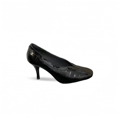 CHANEL PATENT LEATHER HIGH HEELS CHANEL PATENT LEATHER HIGH HEELS