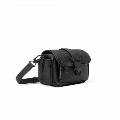 LOUIS VUITTON MASTER CARGO WEARABLE WALLET M26726 (23*14*10cm)