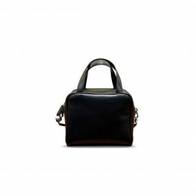 THE ROW RAY MATTE NAPPA TOP HANDLE BAG (19*15*10cm) THE ROW RAY MATTE NAPPA TOP HANDLE BAG (19*15*10cm)
