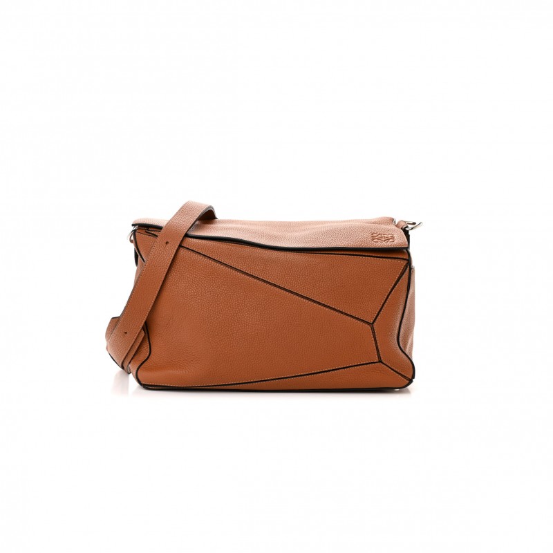 LOEWE CALFSKIN LARGE PUZZLE BAG TAN (36.5*23*19cm) LOEWE CALFSKIN LARGE PUZZLE BAG TAN (36.5*23*19cm)