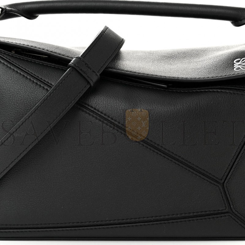 LOEWE CALFSKIN SMALL PUZZLE BAG BLACK (24*16.5*10.5cm) LOEWE CALFSKIN SMALL PUZZLE BAG BLACK (24*16.5*10.5cm)