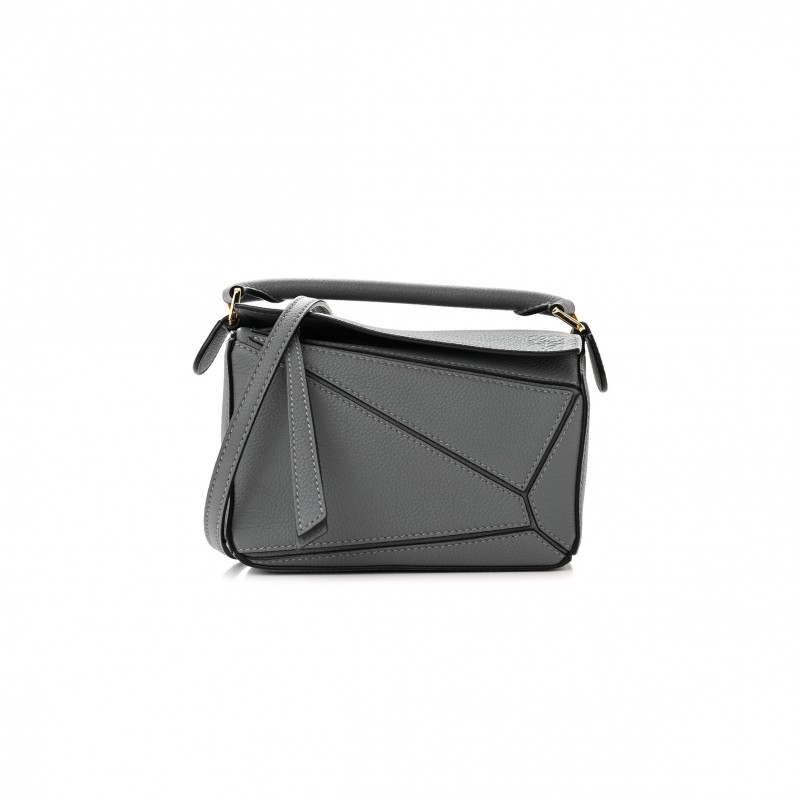 LOEWE CALFSKIN MINI BAG ASPHALT GREY (18*12.5*8cm) LOEWE CALFSKIN MINI BAG ASPHALT GREY (18*12.5*8cm)