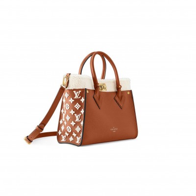 LOUIS VUITTON MASTER ON MY SIDE MM M21004 (30.5*24.5*14cm)